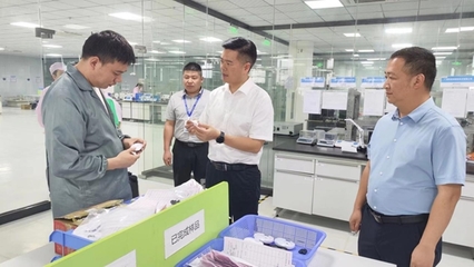 鐘山縣政府與臻業誠產研院聯合開展賀州企業服務調研，助力實體經濟新發展